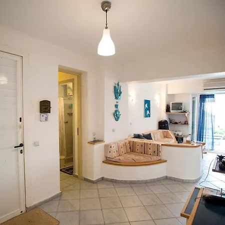 Апартаменты На Берегу Моря, Со Своим Пляжем И Двором Apartment *